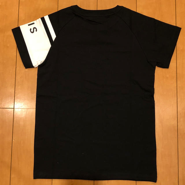 GIVENCHY(ジバンシィ)の新品☆GIVENCHY ジバンシィ　Tシャツ レディースのトップス(Tシャツ(半袖/袖なし))の商品写真