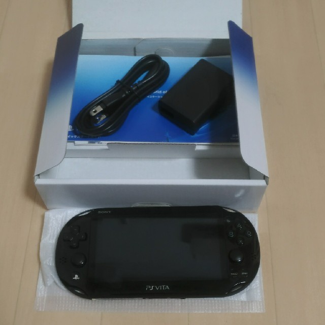 SONY PlayStationVITA 本体  PCH-2000 ZA11 1