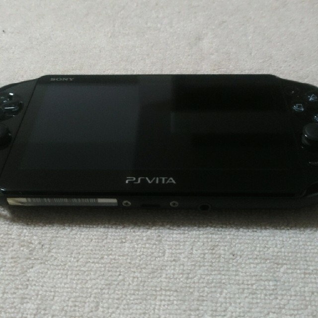 SONY PlayStationVITA 本体  PCH-2000 ZA11 2