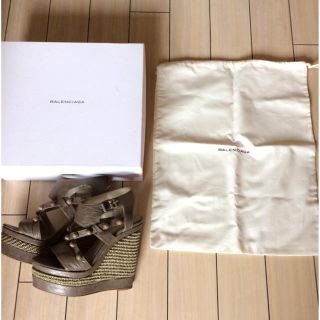 バレンシアガ(Balenciaga)のバレンシアガ ウエッジソール サンダル お箱付き(サンダル)