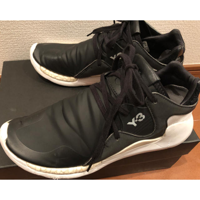 Y-3(ワイスリー)のY-3 QR RUN  ワイスリー  スニーカー メンズの靴/シューズ(スニーカー)の商品写真