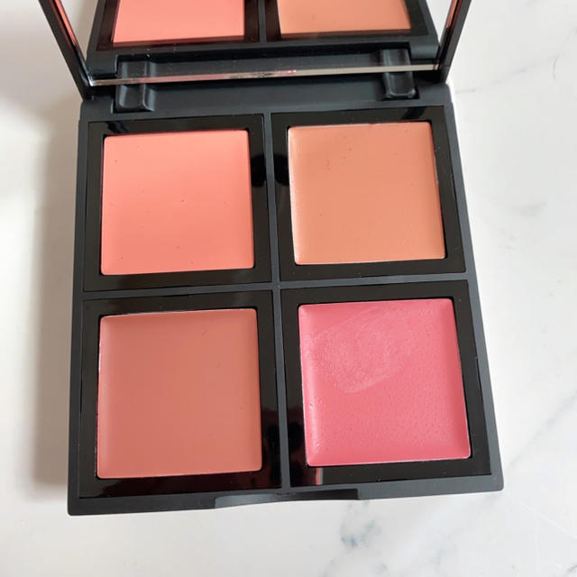 elf(エルフ)のelf Cream Blush Palette エルフクリームチークパレット コスメ/美容のベースメイク/化粧品(チーク)の商品写真