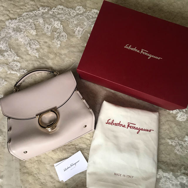 Salvatore Ferragamo - 専用☆ フェラガモ☆Ferragamo トップハンドル Salvatore Ferragamo - 専用☆ フェラガモ☆Ferragamo トップハンドル