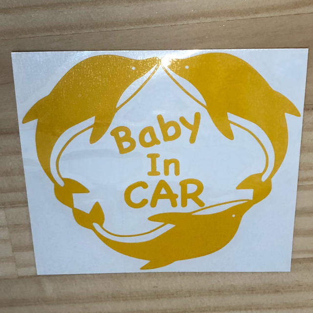 Baby In CAR24 ステッカー アウトレット72 キッズ/ベビー/マタニティの外出/移動用品(その他)の商品写真
