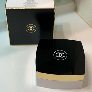 シャネル(CHANEL)のmona98coo様専用CHANEL Nﾟ5 ボディパウダー(ボディローション/ミルク)