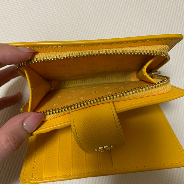 Tory Burch(トリーバーチ)のトリーバーチ  二つ折り財布　♡値下げ！ レディースのファッション小物(財布)の商品写真
