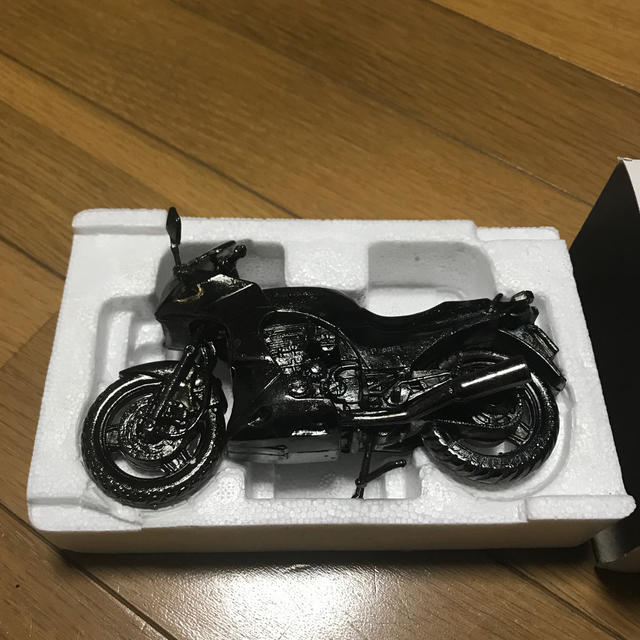 レッドバロン　kawasaki GPZ900R エンタメ/ホビーのおもちゃ/ぬいぐるみ(模型/プラモデル)の商品写真