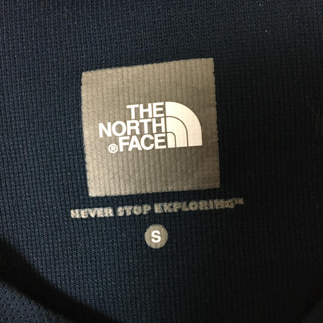 THE NORTH FACE(ザノースフェイス)のTHE NORTH FACE Tシャツ ネイビー　メンズS メンズのトップス(Tシャツ/カットソー(半袖/袖なし))の商品写真