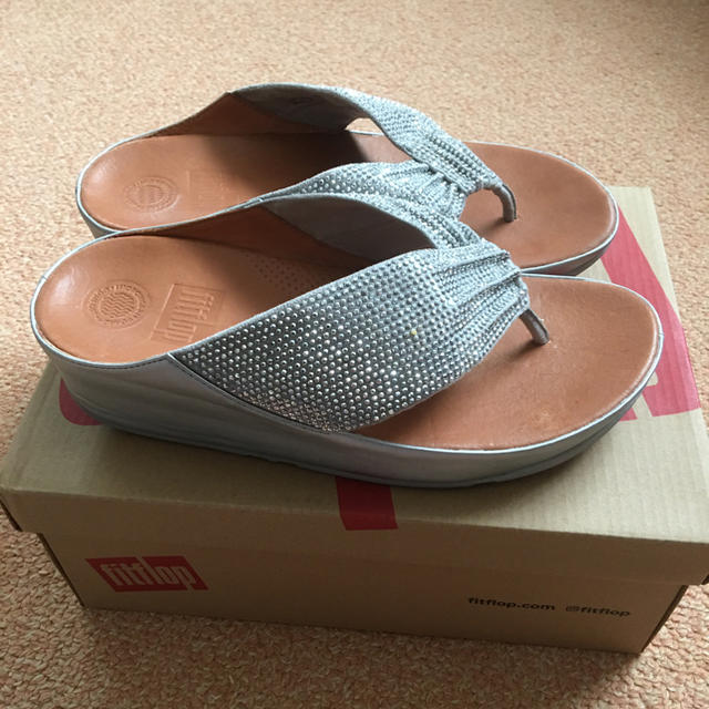 fitflop(フィットフロップ)の美品フィットフロップ(ザラ、エスペランサ、銀座かねまつ、GU、ダイアナ、UGG レディースの靴/シューズ(サンダル)の商品写真