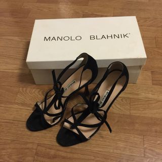 マノロブラニク(MANOLO BLAHNIK)のマノロ ブラックリボンサンダル(サンダル)