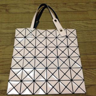 イッセイミヤケ(ISSEY MIYAKE)のデザイン性のあるトートバッグ(トートバッグ)