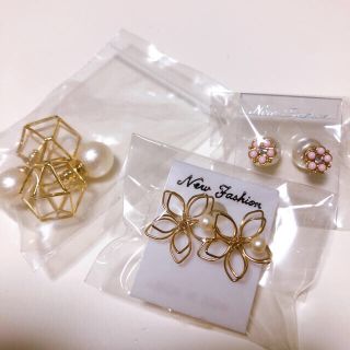 《新品》ピアス3個セット(ピアス)