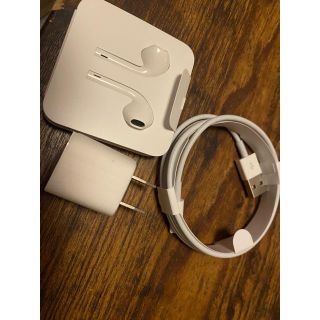 アイフォーン(iPhone)のiPhone 充電器 イヤホン(変圧器/アダプター)