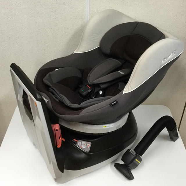 チャイルドシート 新生児用 ネセルターン コンビ - チャイルドシート チャイルドシート 新生児用 ネセルターン コンビ - チャイルドシート