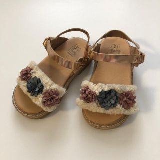 ザラキッズ(ZARA KIDS)のZARA ガール　サンダル(サンダル)