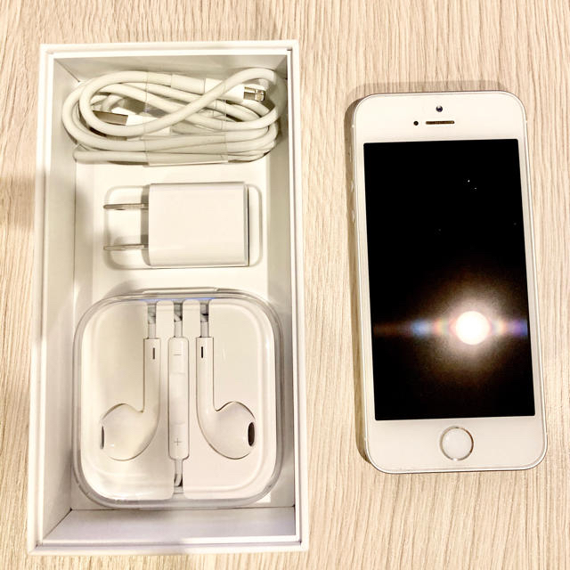 iPhoneSE【初代】128g送料無料