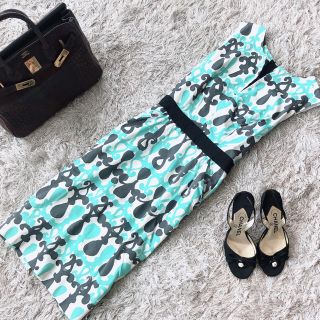 極美品 MILLY ミリー 美ラインペンシルワンピース 0