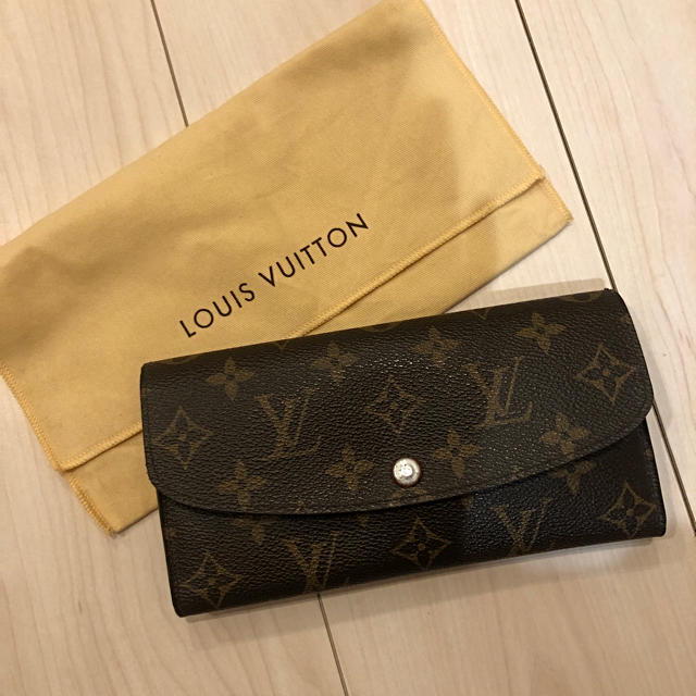 LOUIS VUITTON(ルイヴィトン)のLOUIS VUITTON『ポルトフォイル・エミリー』長財布 レディースのファッション小物(財布)の商品写真