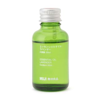 ムジルシリョウヒン(MUJI (無印良品))の無印良品　MUJIエッセンシャルオイル・ラベンダー 30ml アロマオイル(アロマオイル)