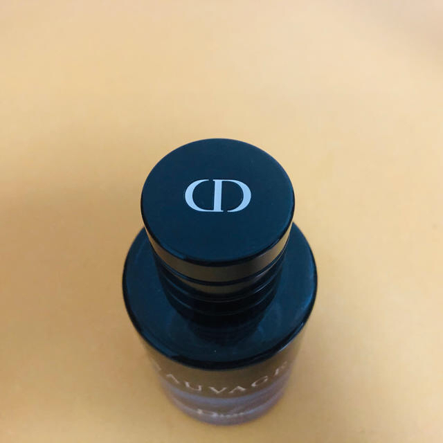 Dior(ディオール)のディオール ソヴァージュ オードゥ トワレ 60ml コスメ/美容の香水(香水(男性用))の商品写真