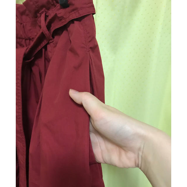 UNIQLO(ユニクロ)のUNIQLO ハイウエストベルテッドフレアミディスカート レディースのスカート(ひざ丈スカート)の商品写真