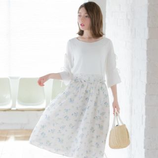 トッコ(tocco)の【美品】tocco closet  花柄スカート(ひざ丈スカート)