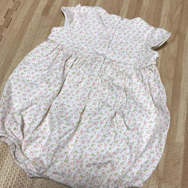 Ralph Lauren(ラルフローレン)のラルフローレン　花柄ロンパース　ハットセット　12M キッズ/ベビー/マタニティのベビー服(~85cm)(カバーオール)の商品写真