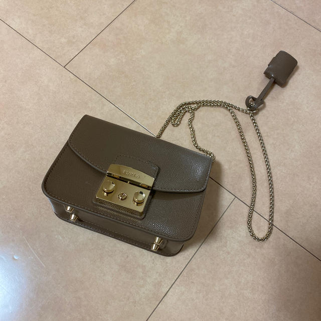 FURLA メトロポリスレディース