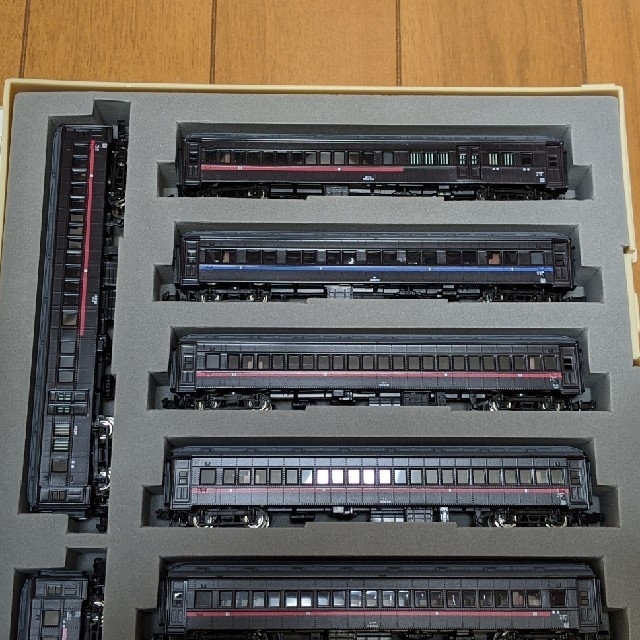 モデモ　NS110　国鉄20m級旧型客車　普通列車10両セット