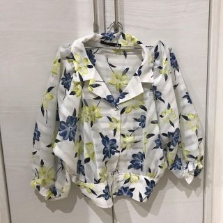 ヘザー(heather)の【最終お値下げ】Heather 花柄シアートップス(シャツ/ブラウス(長袖/七分))