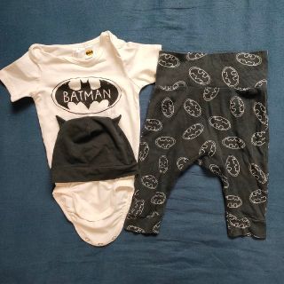 エイチアンドエム(H&M)のH&M BATMAN 半袖ロンパースセット 4-6months(ロンパース)