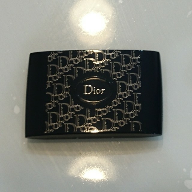 Christian Dior(クリスチャンディオール)のミニメイクパレット コスメ/美容のベースメイク/化粧品(口紅)の商品写真