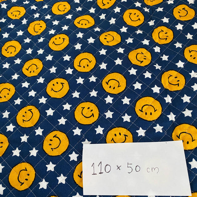 ニコちゃん キルティング生地 ハンドメイドの素材/材料(生地/糸)の商品写真
