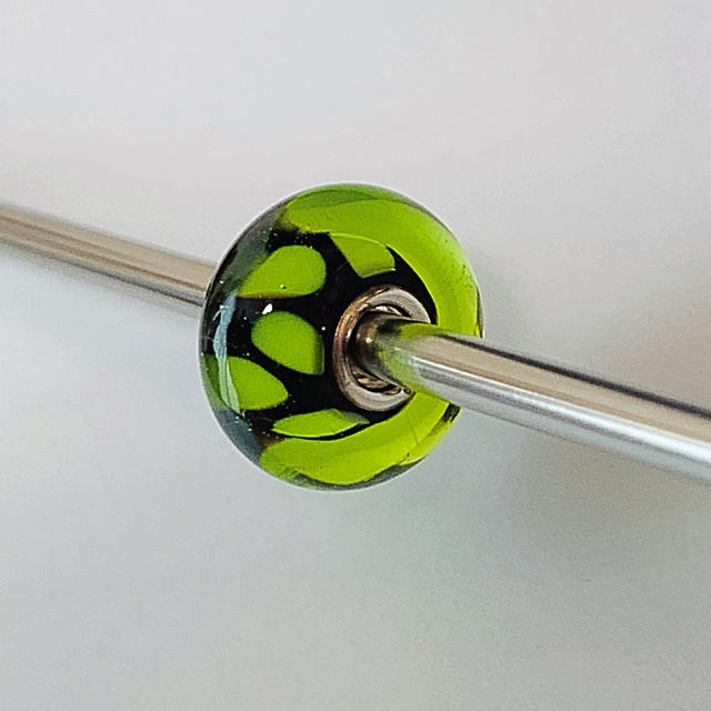 trollbeads トロールビーズ グリーンシェイド | gruposimplex.com