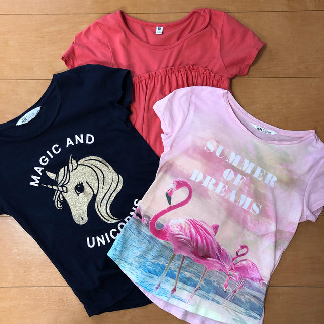 H&M(エイチアンドエム)のH&M ユニクロ 140センチ Tシャツ３枚セット キッズ/ベビー/マタニティのキッズ服女の子用(90cm~)(Tシャツ/カットソー)の商品写真