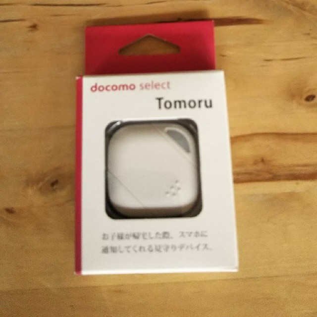 NTTdocomo(エヌティティドコモ)のtomoru スマホ/家電/カメラのスマホアクセサリー(その他)の商品写真