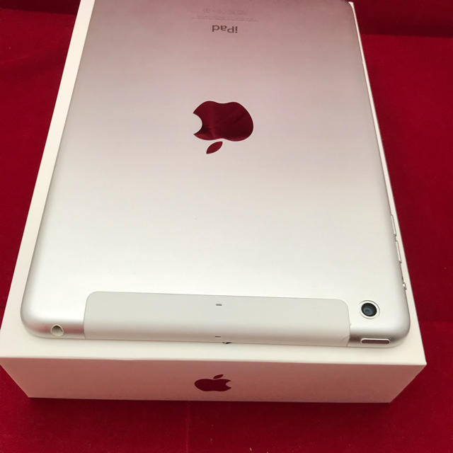 Apple(アップル)のiPad mini2 Wi-Fi+Cellular 32GB SIMフリー　美品 スマホ/家電/カメラのPC/タブレット(タブレット)の商品写真