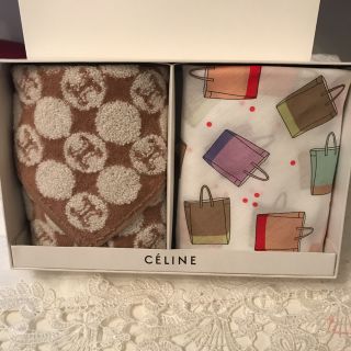 ツモリチサト(TSUMORI CHISATO)の月奈様ご専用です。新品未使用　セリーヌ、ツモリチサト　ハンカチ4枚(ハンカチ)