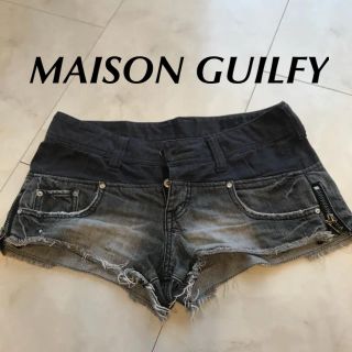 スケールモデル 新作 スタッズ ショートパンツ MAISONGILFY S