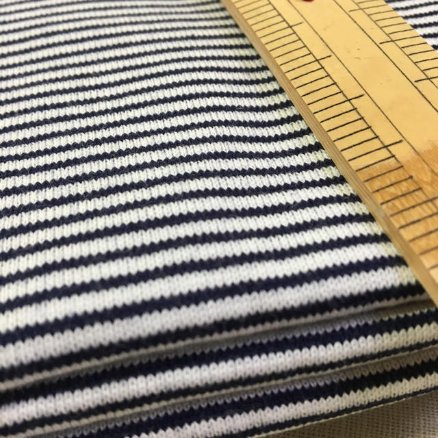 Rick Rack 細ボーダーニット 生地幅155cm×1m 白地にネイビーの通販 by ふっくらこ's shop|ラクマ