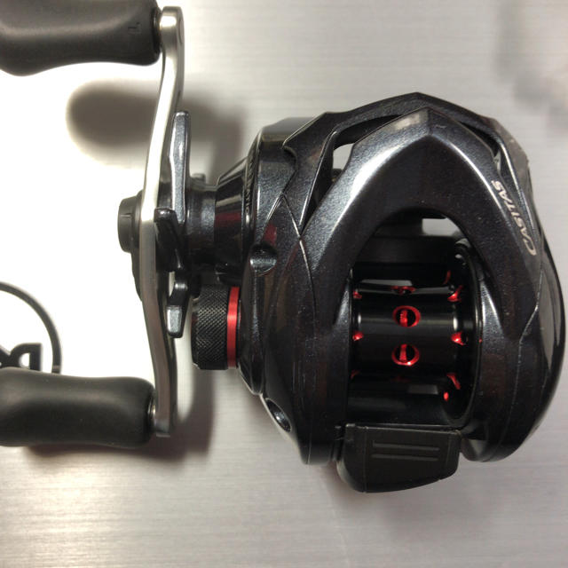 SHIMANO(シマノ)のカシータス MGL 101 HG 左 スポーツ/アウトドアのフィッシング(リール)の商品写真