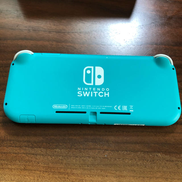 Nintendo Switch(ニンテンドースイッチ)のSwitch Lite スイッチライト　ターコイズ エンタメ/ホビーのゲームソフト/ゲーム機本体(家庭用ゲーム機本体)の商品写真