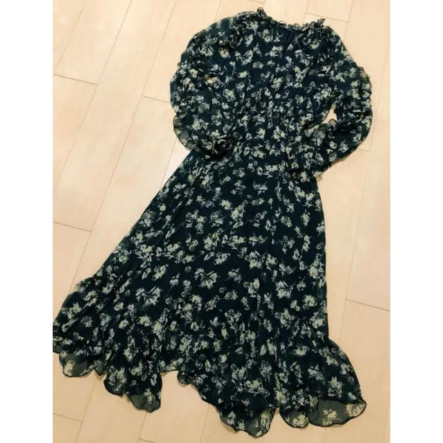 moussy(マウジー)の深田恭子着用♡DENSE FLOWER DRESS レディースのワンピース(ロングワンピース/マキシワンピース)の商品写真