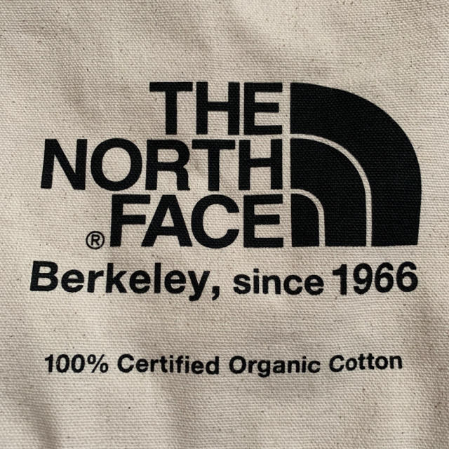 THE NORTH FACE(ザノースフェイス)の【THE NORTH FACE/ザ ノースフェイス】ショルダーバッグ/サコッシュ レディースのバッグ(ショルダーバッグ)の商品写真