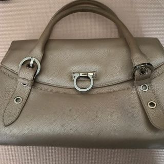 サルヴァトーレフェラガモ(Salvatore Ferragamo)の値下げ！フェラガモ　Ferragamoハンドバッグ　ラメ(ハンドバッグ)