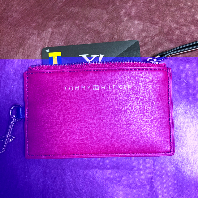 TOMMY HILFIGER(トミーヒルフィガー)のTOMY HILFIGER カードケース レディースのファッション小物(名刺入れ/定期入れ)の商品写真