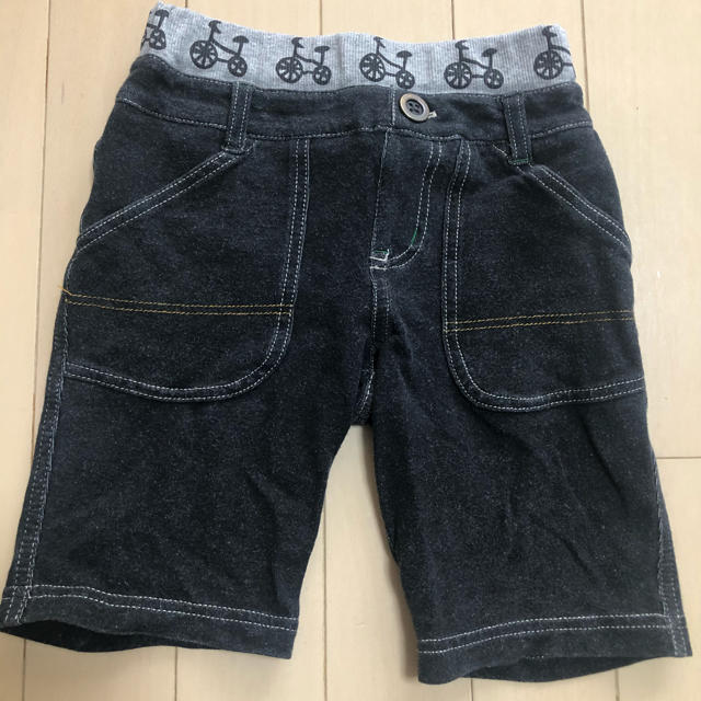 3can4on(サンカンシオン)の3can4on デニム　ズボン　100㎝　週末値下げ キッズ/ベビー/マタニティのキッズ服男の子用(90cm~)(パンツ/スパッツ)の商品写真