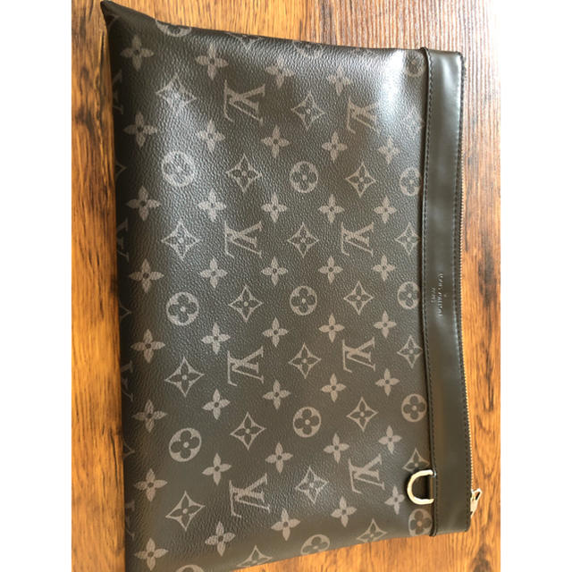 LOUISVUITTON ポシェットディスカバリー