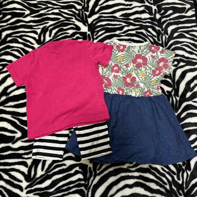 Champion(チャンピオン)の女の子　100センチ　チャンピオン3点セット キッズ/ベビー/マタニティのキッズ服女の子用(90cm~)(Tシャツ/カットソー)の商品写真