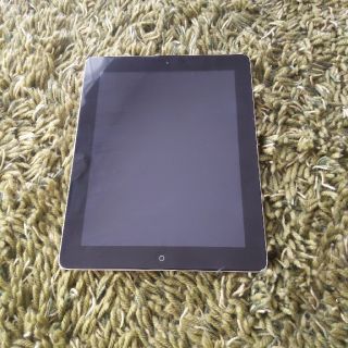 Apple iPad2　Wi-Fiモデル　32G 本体のみ　(タブレット)